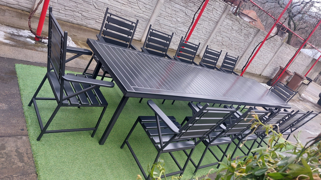 Set masă terasă 4000x1000mm – scanduri gri antracit, cadru fier negru, 12 scaune cu cotiere